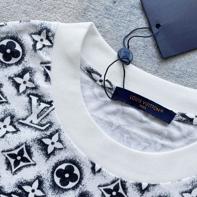 Playera Louis Vuitton Monogram White Deep Black