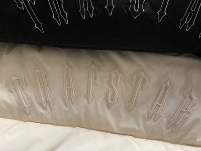 Chamarra Puffer Trapstar Irongate Hooded Cream