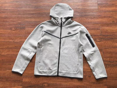 Conjunto Nike Tech Fleece Gris