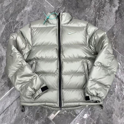 Chamarra Puffer Nike NOCTA Gris