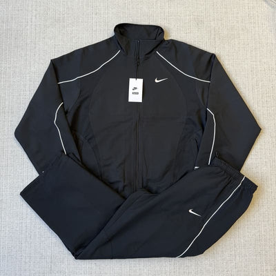 Conjunto Supreme x Nike Track Negro