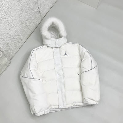 Chamarra Puffer Supreme x Jordan Blanca