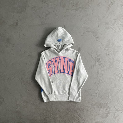 Conjunto Syna World College Logo Gris/Rosa