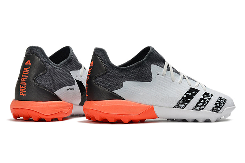Tachones Society Predator Freak–Elegante