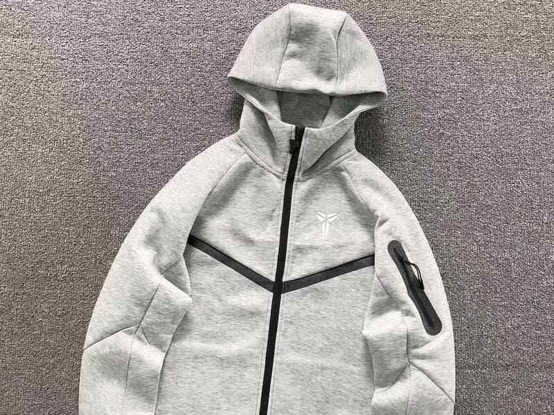 Conjunto Nike tech Fleece Kobe Bryant Gris