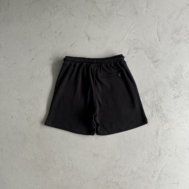 Conjunto Shorts Synaworld Negro/Gris