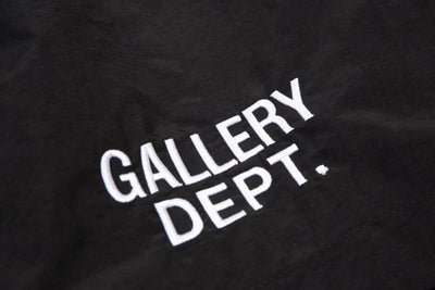 Short Gallery Dept. Logo Negro