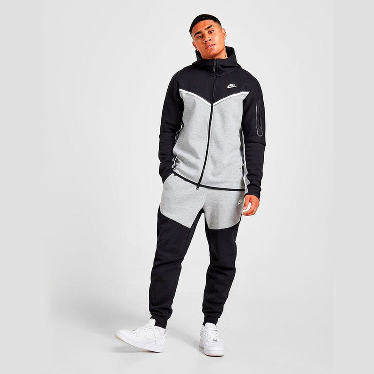 Conjunto Nike Tech Fleece Negro y Gris