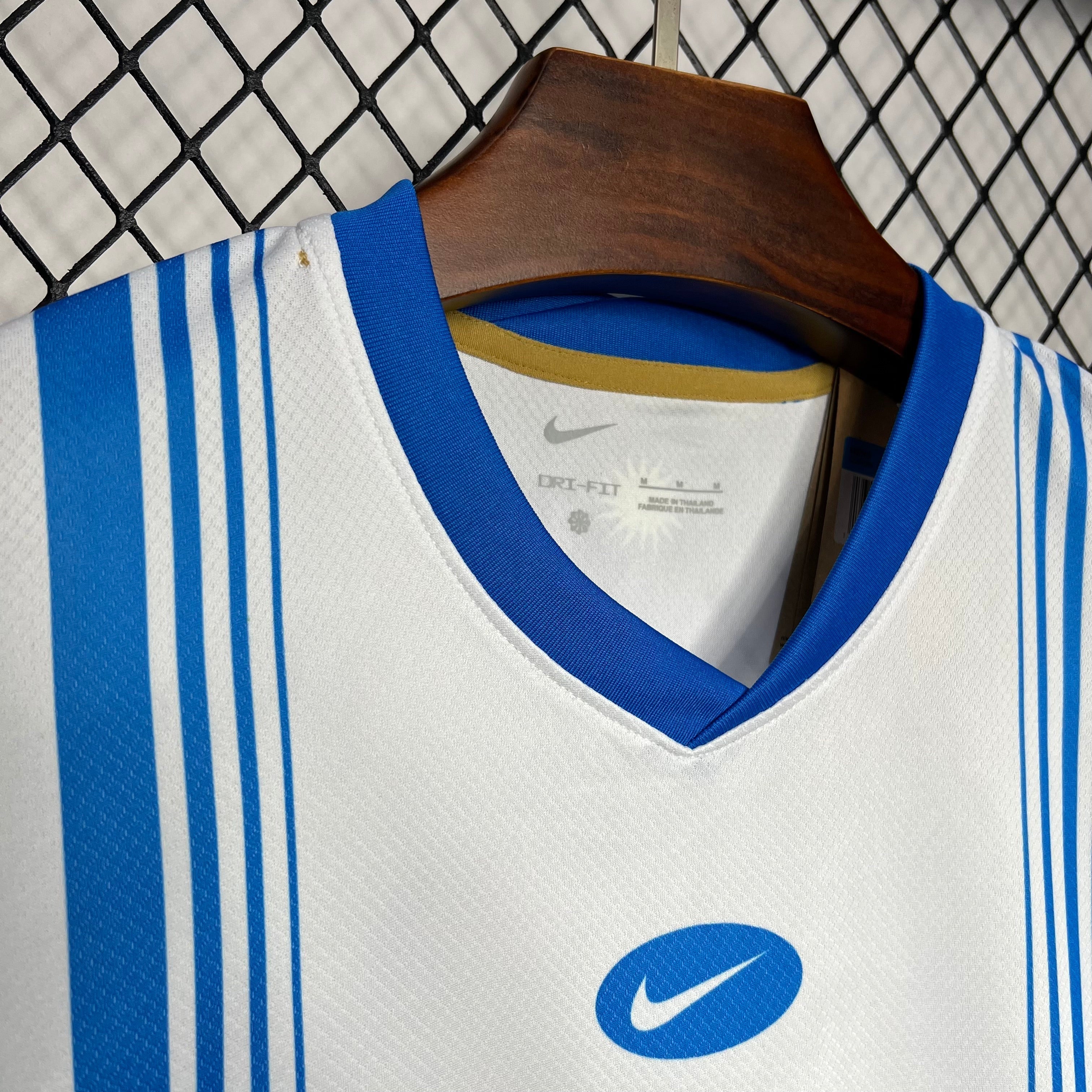 Camisa Uruguai Entrenamiento 24/25 - Versão Torcedor