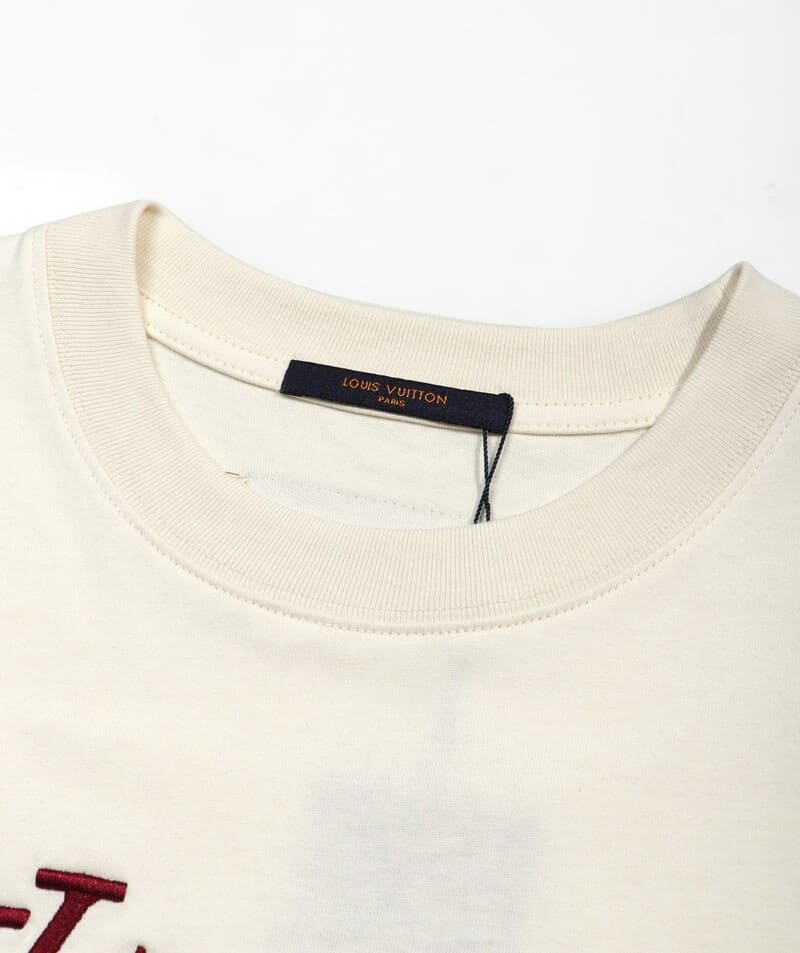 Playera Louis Vuitton Cream LV Lovers