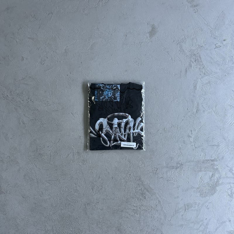 Playera Synaworld 'Syna Logo' Tee Black/Silver