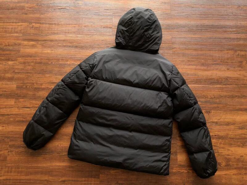 Chamarra Moncler Montcla