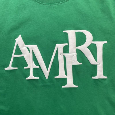 Playera Amiri Staggered Logo Verde