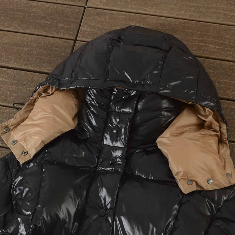 Sobretudo Moncler Metalassê Negro