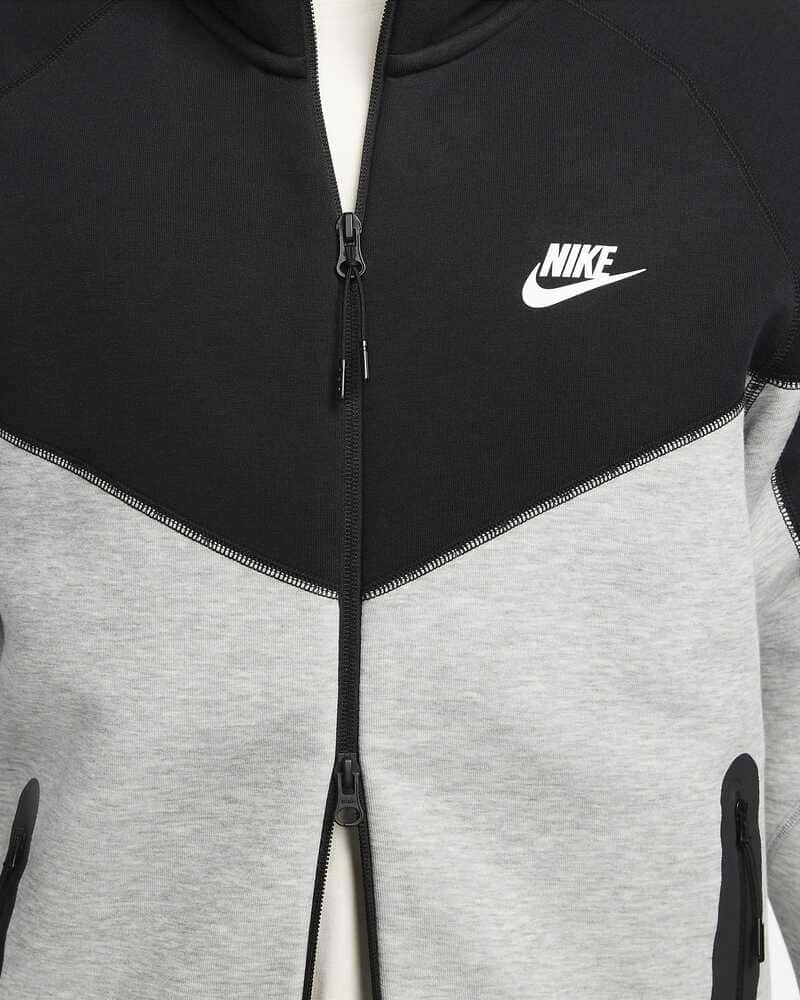Conjunto Nike Tech Fleece Gris/Negro 2023 (New Season)