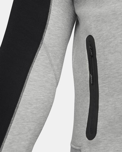 Conjunto Nike Tech Fleece Gris/Negro 2023 (New Season)