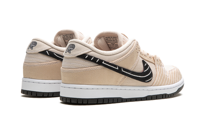 Nike SB Dunk Low Albino & Negro 'Jiu-Jitsu'